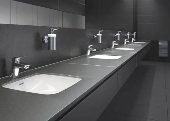Фото смеситель для раковины hansgrohe logis 71072000