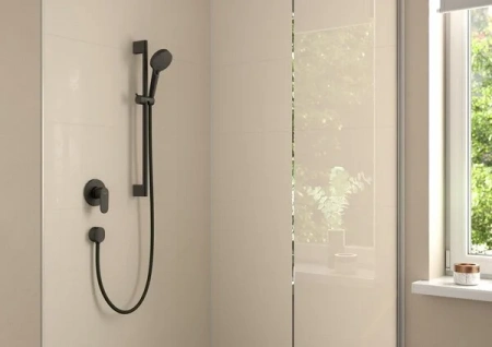 Фото смеситель для душа hansgrohe vernis blend 71649670