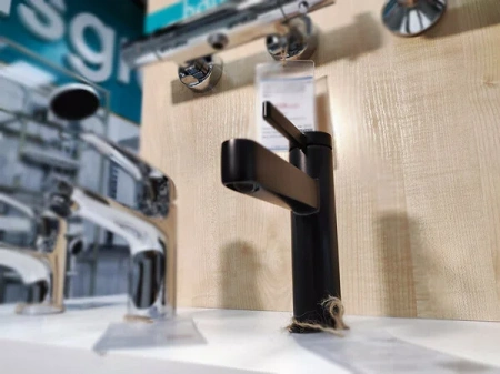 Фото смеситель для раковины hansgrohe finoris 76010670