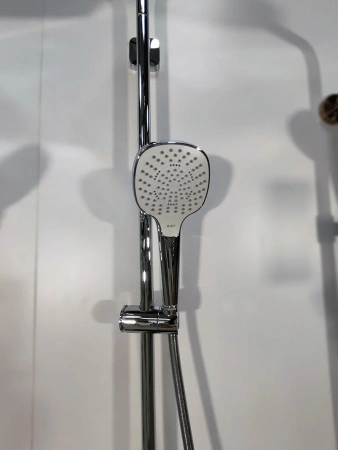 Фото душевая стойка hansgrohe croma select e 27687000