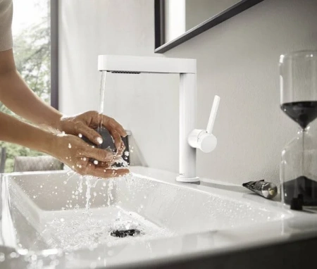Фото смеситель для раковины hansgrohe finoris 76063700