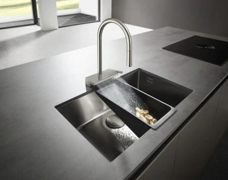 Фото смеситель для кухонной мойки hansgrohe aquno select 73831800