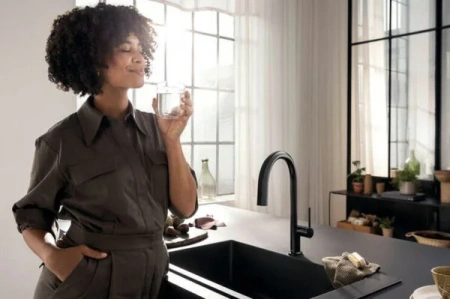 Фото смеситель для кухонной мойки hansgrohe aqittura 76803670