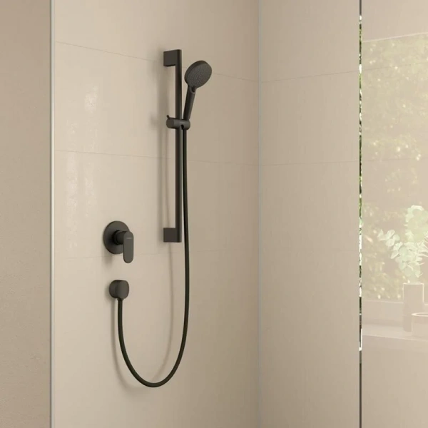 Фото смеситель для душа hansgrohe vernis blend 71649670s