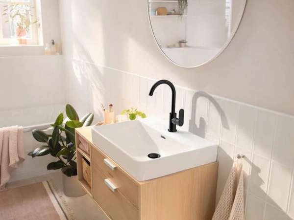Фото смеситель для раковины hansgrohe rebris s 72536670