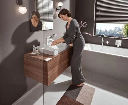 Фото смеситель для раковины hansgrohe vivenis 75020700_vstvo