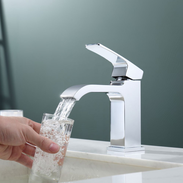 Фото смеситель для раковины raglo цвет: хром r02.10