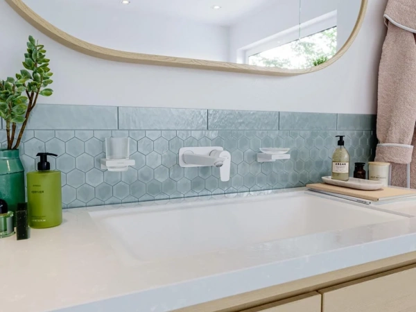 Фото смеситель для раковины hansgrohe talis e 71734700