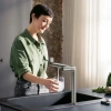 Фото смеситель для кухонной мойки hansgrohe aqittura sodasystem 76810800