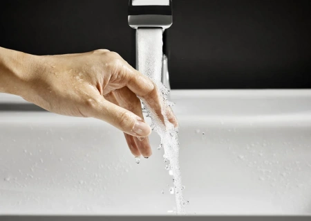Фото смеситель для раковины hansgrohe vivenis 75022000