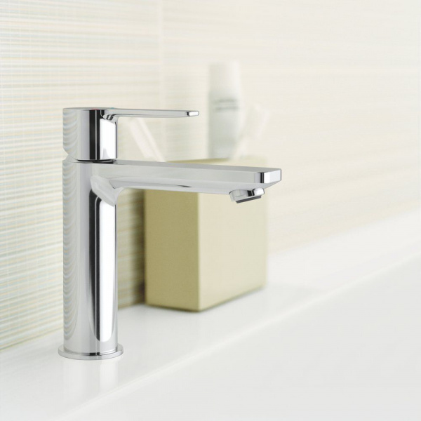 Фото смеситель для раковины grohe lineare new 32114001