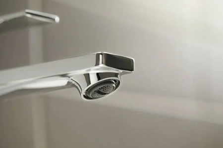 Фото смеситель для раковины hansgrohe rebris e 72557000