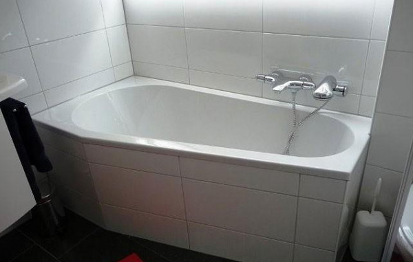 Фото акриловая ванна riho delta 160x80 см l