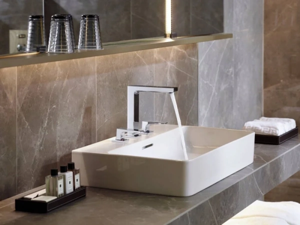 Фото смеситель для раковины hansgrohe metropol 32515700