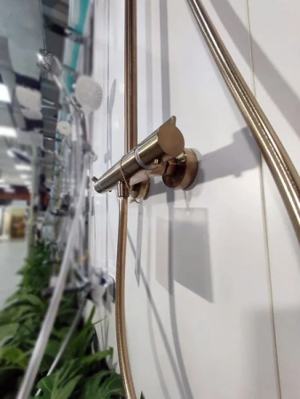 Фото душевая стойка hansgrohe raindance select s 27633140