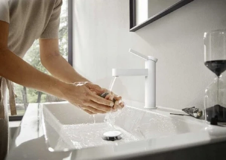 Фото смеситель для раковины hansgrohe finoris 76010700