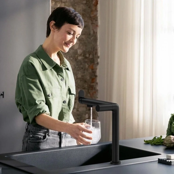 Фото смеситель для кухонной мойки hansgrohe aqittura sodasystem 76810670