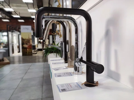 Фото смеситель для кухонной мойки hansgrohe talis 72806670