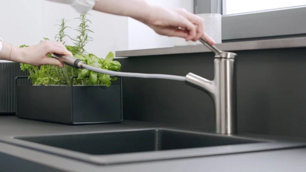 Фото смеситель для кухонной мойки hansgrohe zesis 74803800