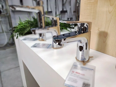 Фото смеситель для раковины hansgrohe vernis shape 71561000