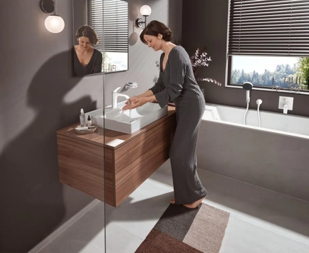 Фото смеситель для раковины hansgrohe vivenis 75020700_vstvo