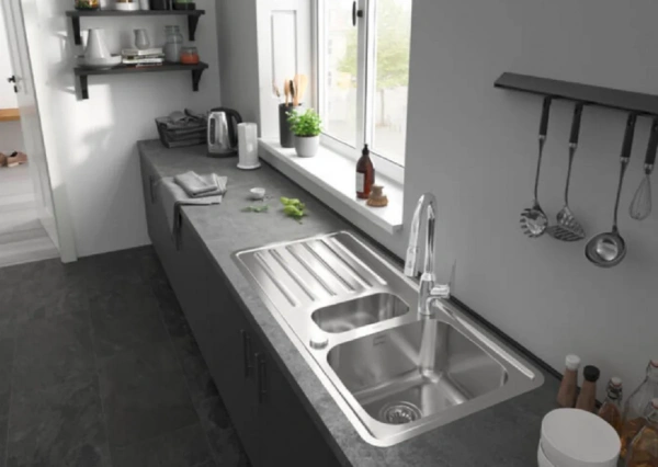 Фото смеситель для кухонной мойки hansgrohe focus 71820000