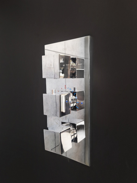 Фото встраиваемая душевая стойка с термостатом altrobagno cascata 040101 cr