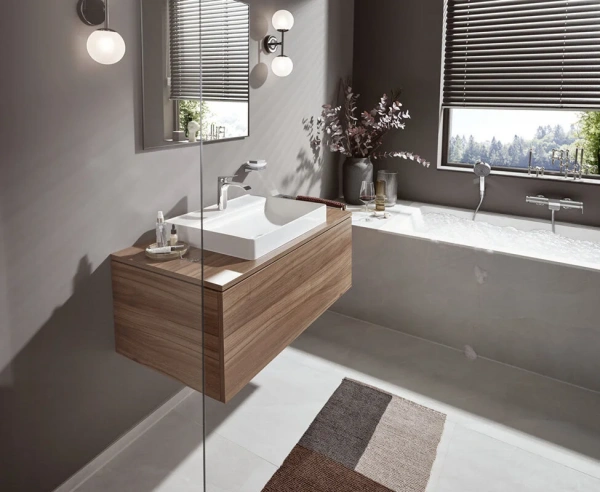 Фото смеситель для раковины hansgrohe vivenis 75020000