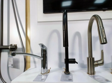 Фото смеситель для кухонной мойки hansgrohe talis classic 72800670